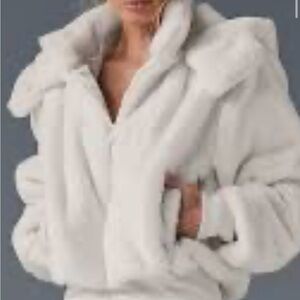 Alo yoga foxy fur hooded jacket